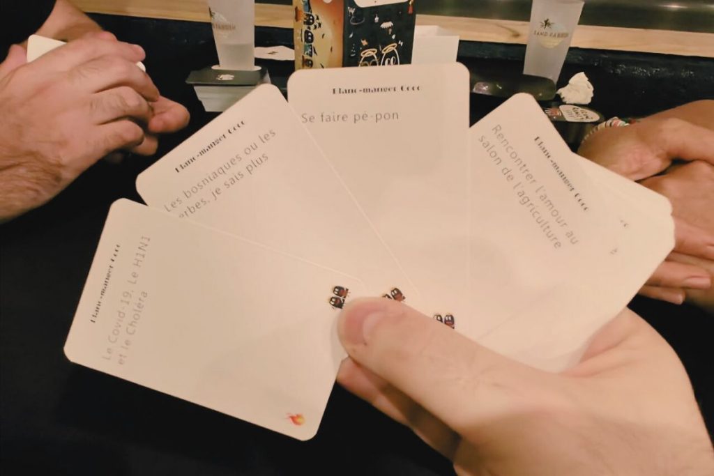 exemple carte jeu blanc manger coco soirée entre amis drôle rigolo