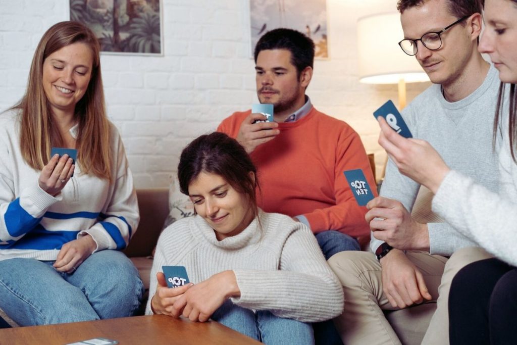jeu de groupe entre amis top ten facile simple carte rigolo