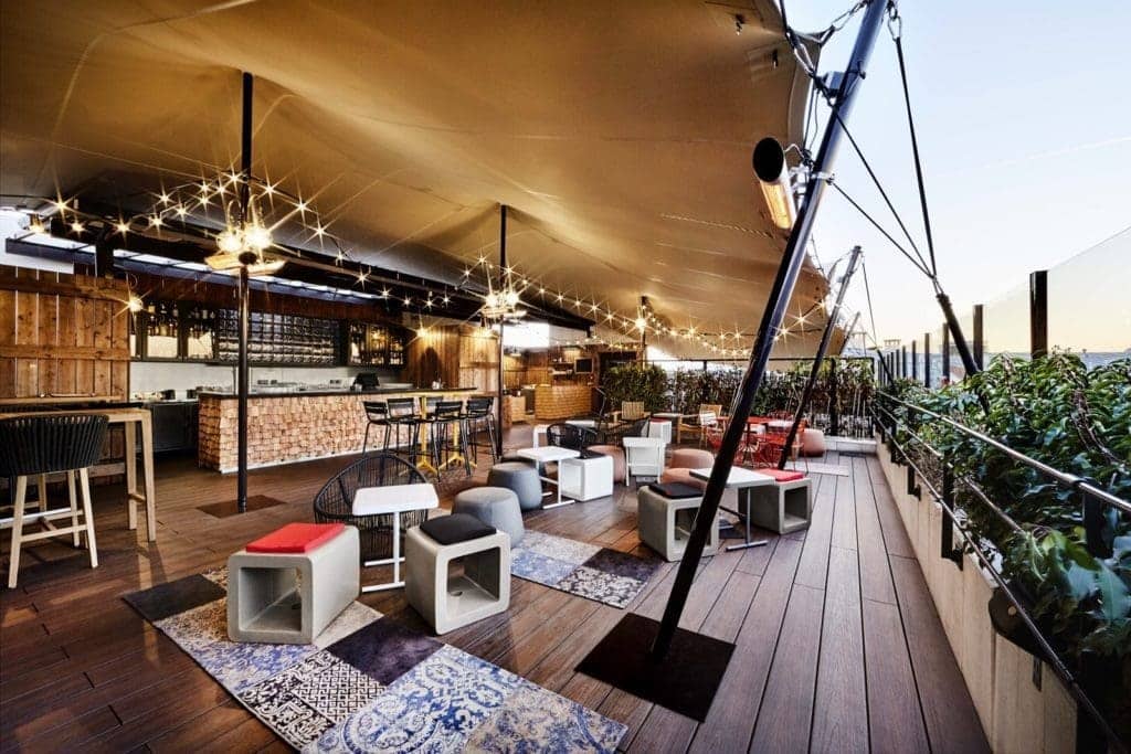 rooftop paris 9 à privatiser pour réception mariage vue ville toit parisienne terrasse bar